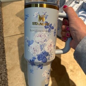 Authentic 40 ounce Stanley Blue and White Everblooming Rosettes Loveshack Fancy